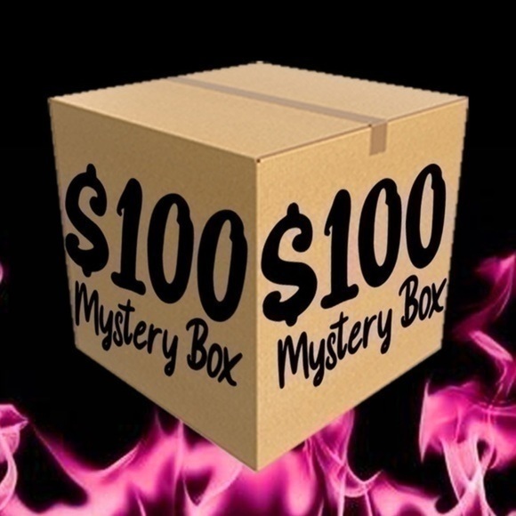 IN LOVE WITH OUR NEW STYLES MYSTERY BOX 2024 - Picture 2 of 8